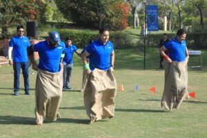 Read more about the article Back to School Theme Team Building: Relive the Fun, Rebuild the Team